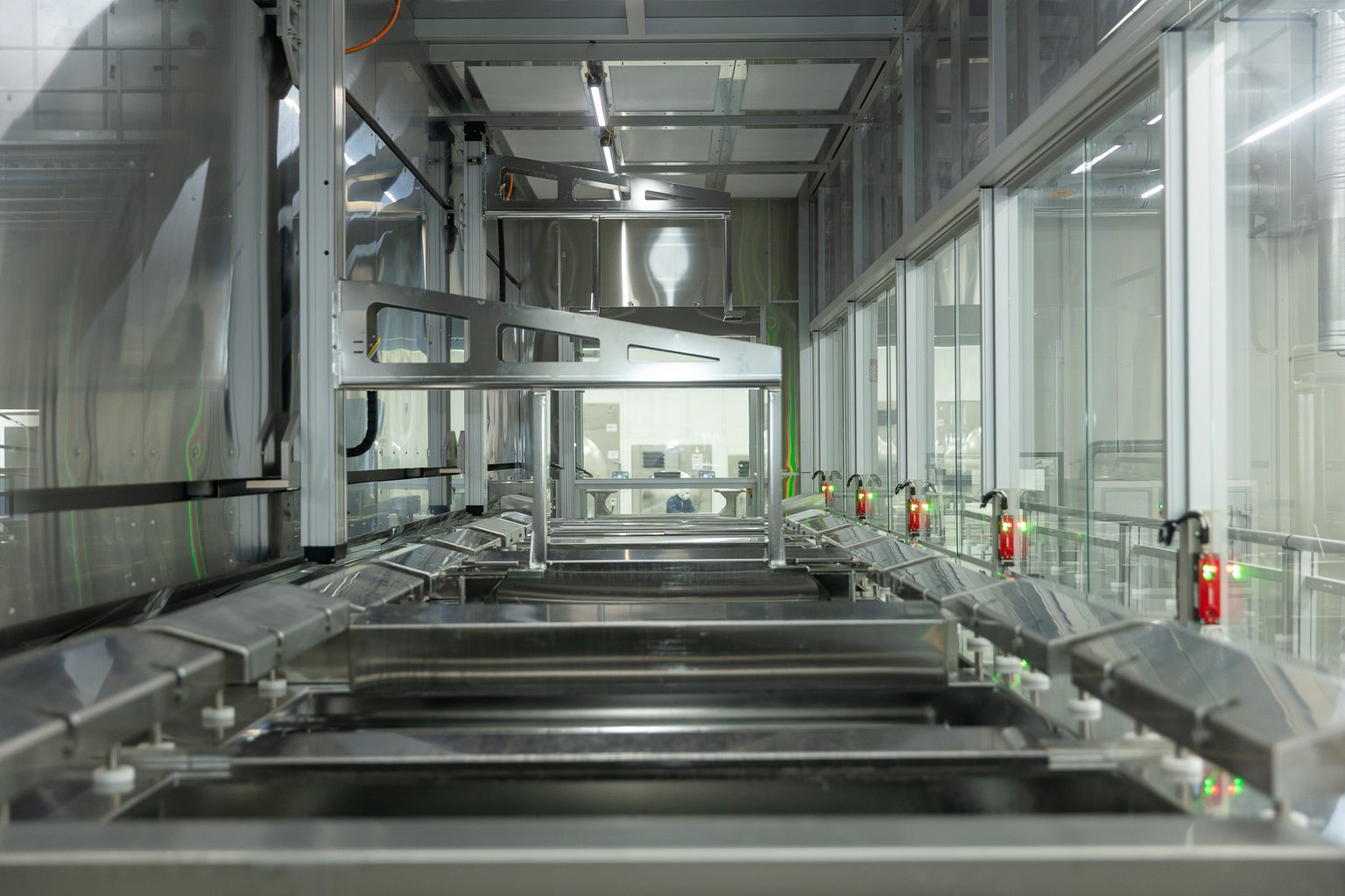 UCM-Anlage für die mehrfache Bauteilreinigung